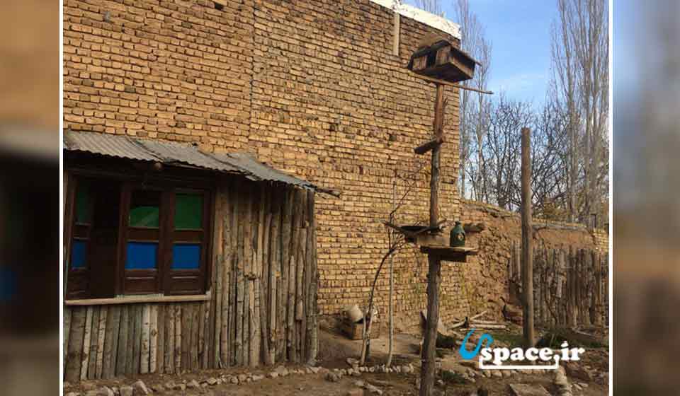 نمای حیاط اقامتگاه بوم گردی روستامانی ارغوان - درسجین - ابهر - زنجان