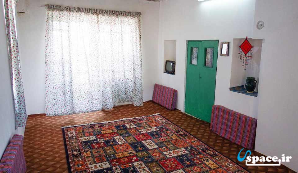 نمای اتاق اقامتگاه بوم گردی روستامانی ارغوان - درسجین - ابهر - زنجان